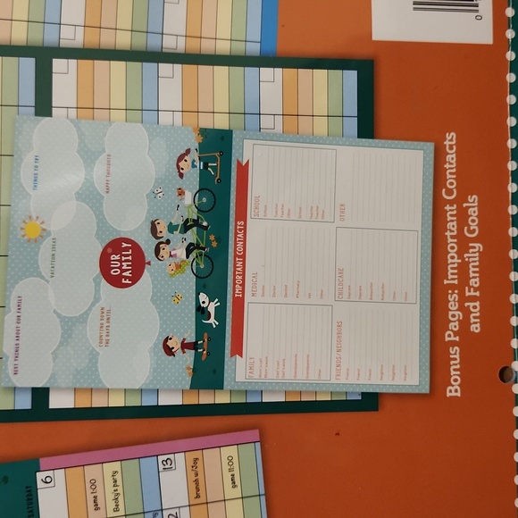 NEW Family Calendar Undated Grid Format - Picture 4 of 6